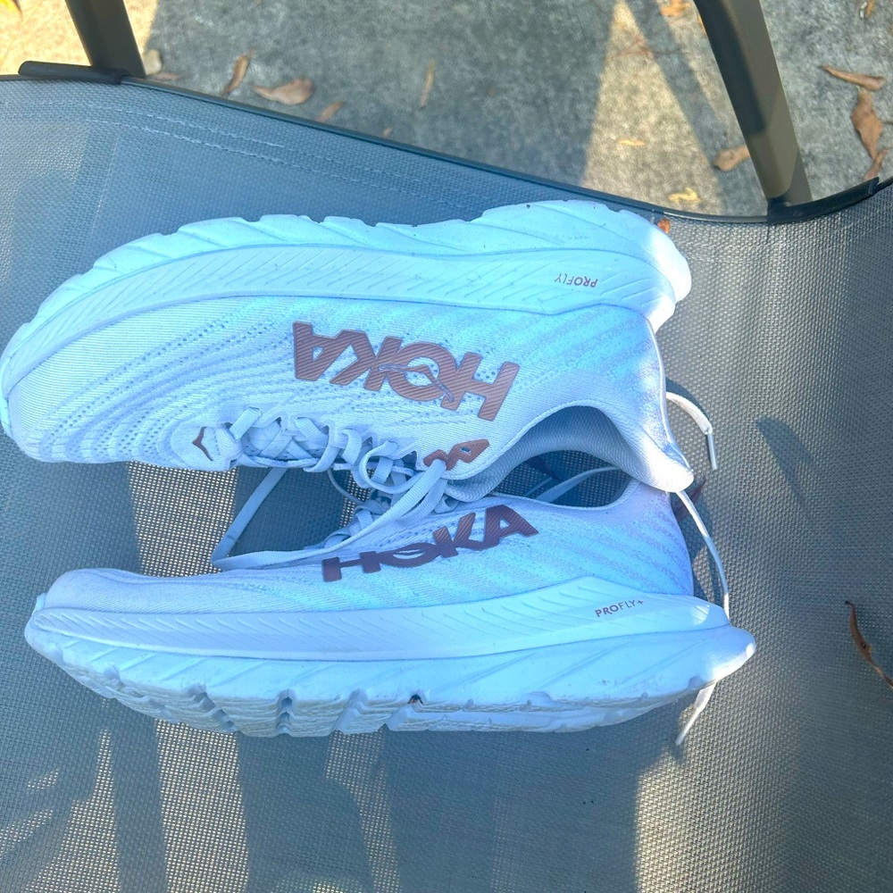 Barely worn HOKA MACH 5